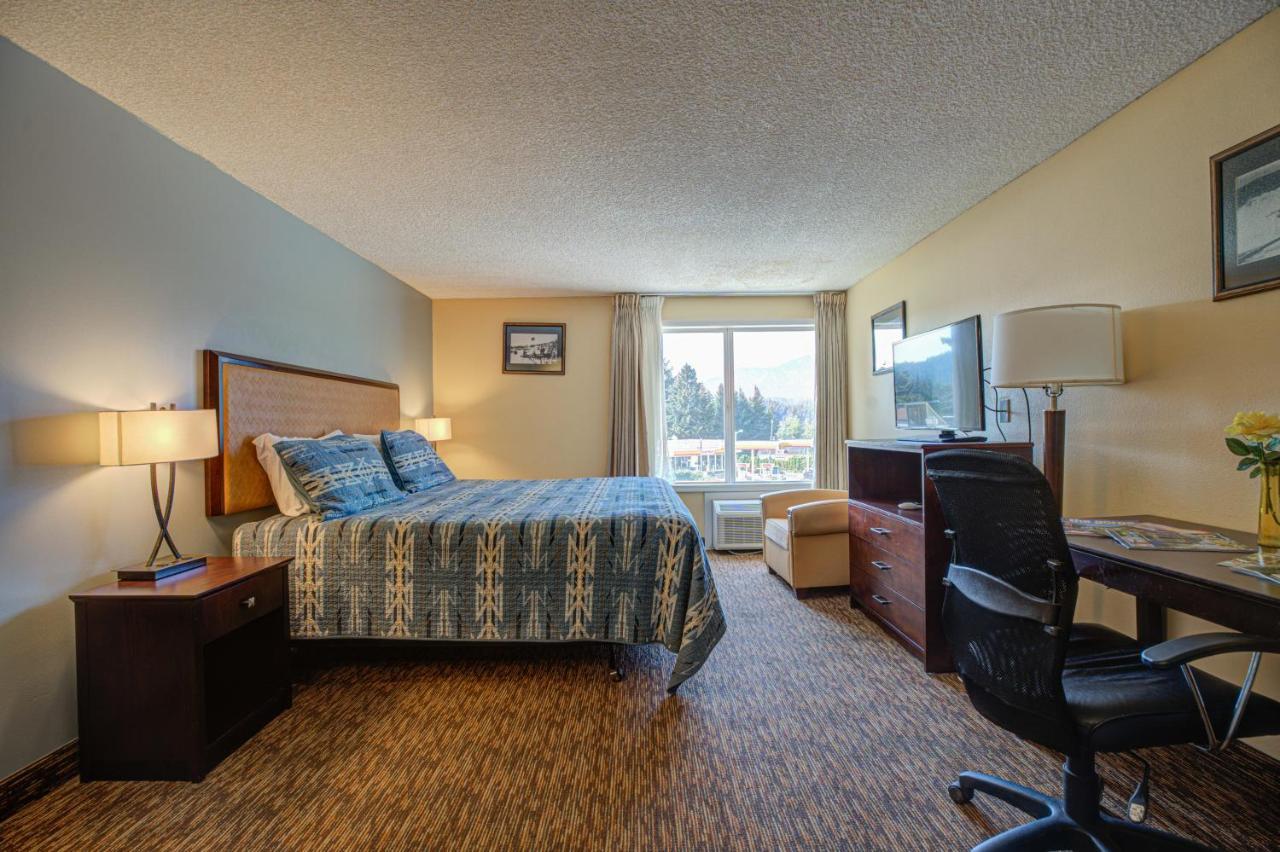 Columbia Gorge Inn Каскейд Локс Екстериор снимка